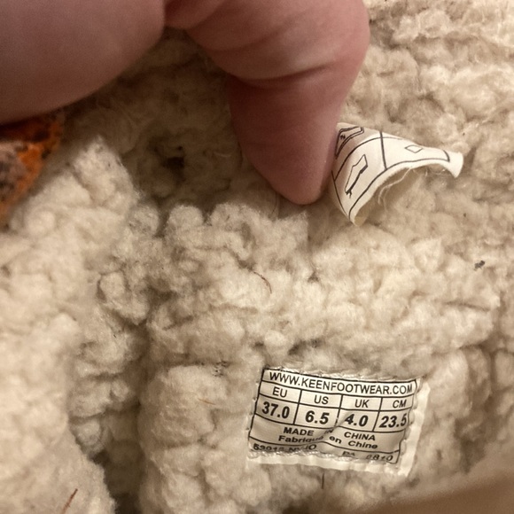 Keen fall color boots size 6.5 EU 37 - Picture 4 of 10